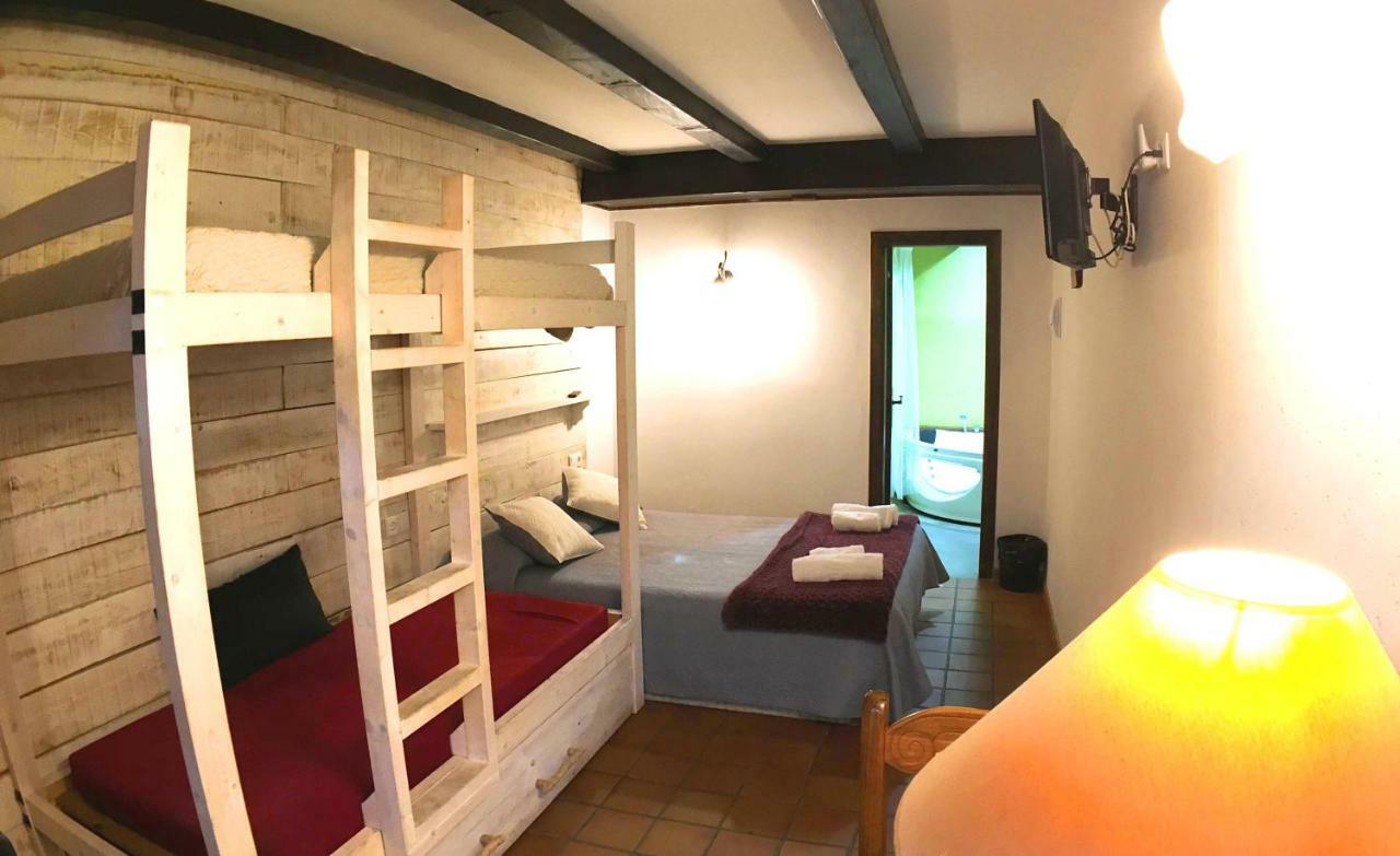 Albergue Boi Romanic Suites Barruera Exterior photo