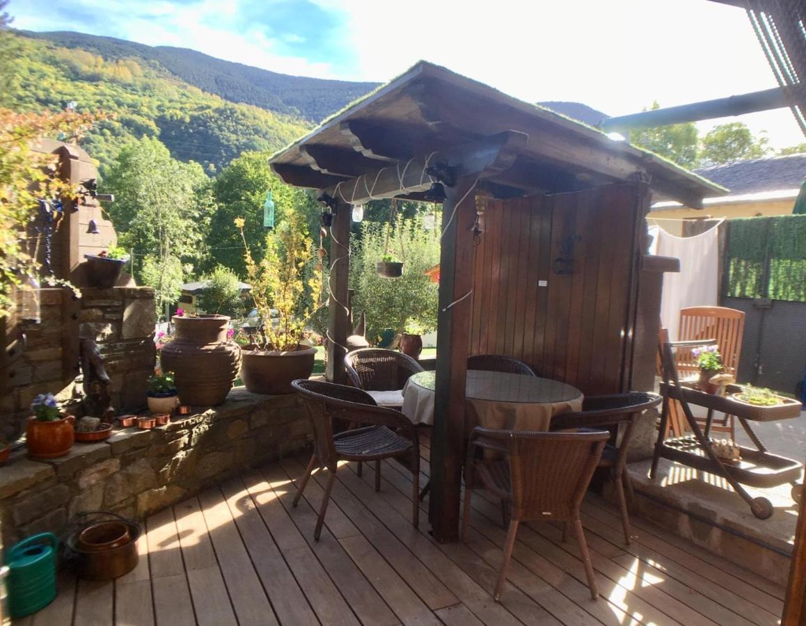 Albergue Boi Romanic Suites Barruera Exterior photo